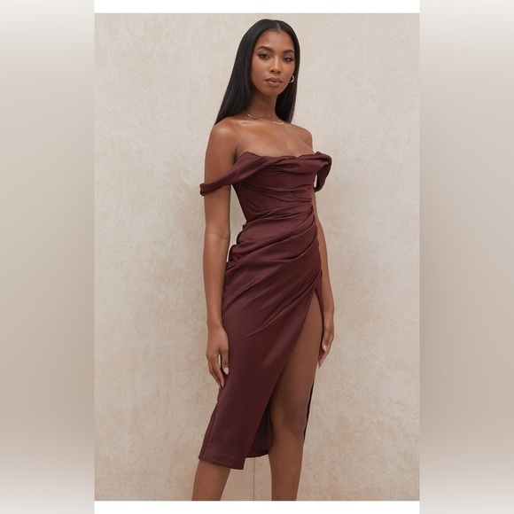 HOUSE OF CB / Rhoda Off the Shoulder Corset Dress brown raisin satin XS - Picture 8 of 11